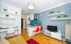 Cozy Studio Next To The Metro And City Center