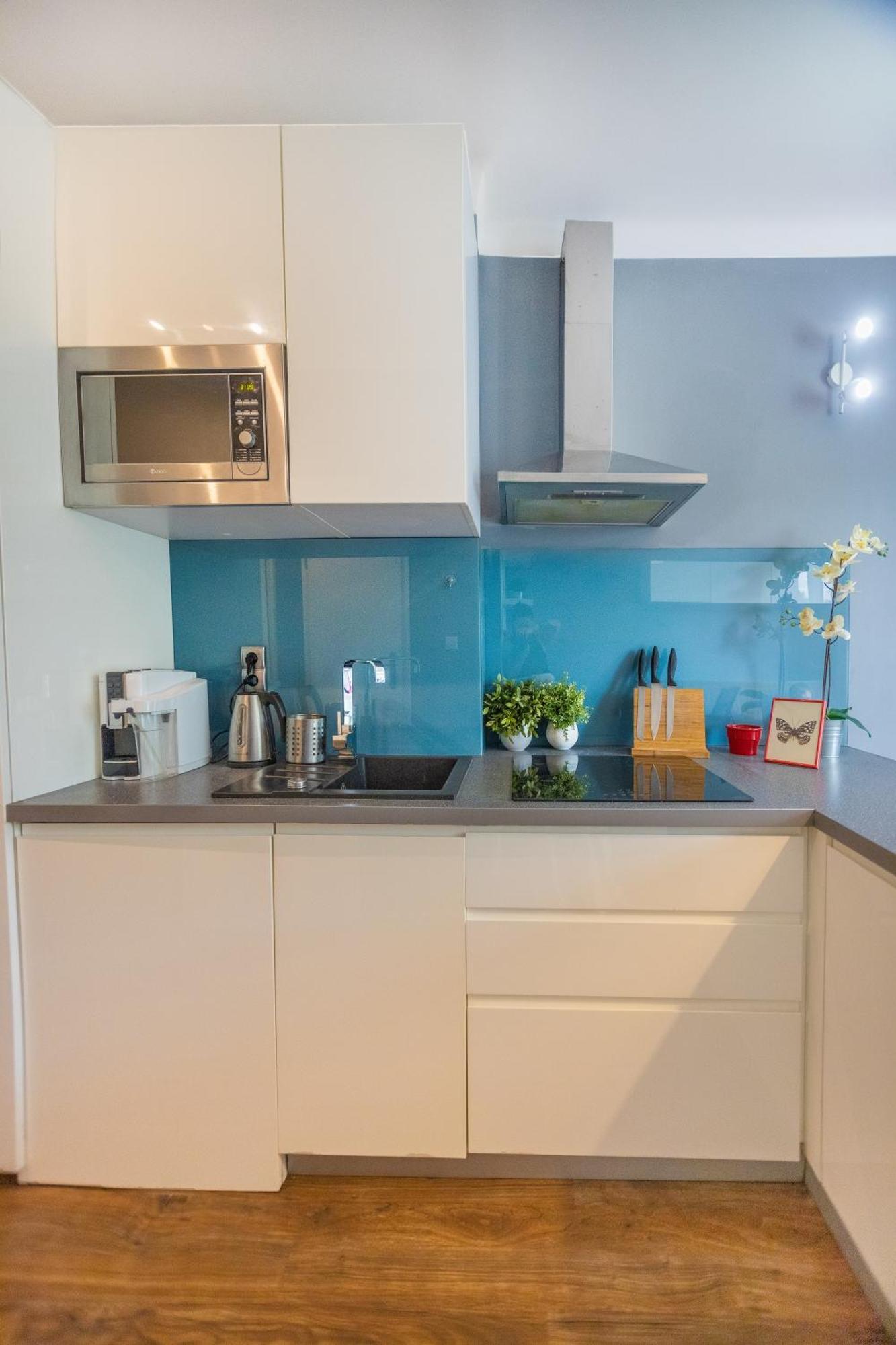 Cozy Studio Next To The Metro And City Center Варшава Екстер'єр фото